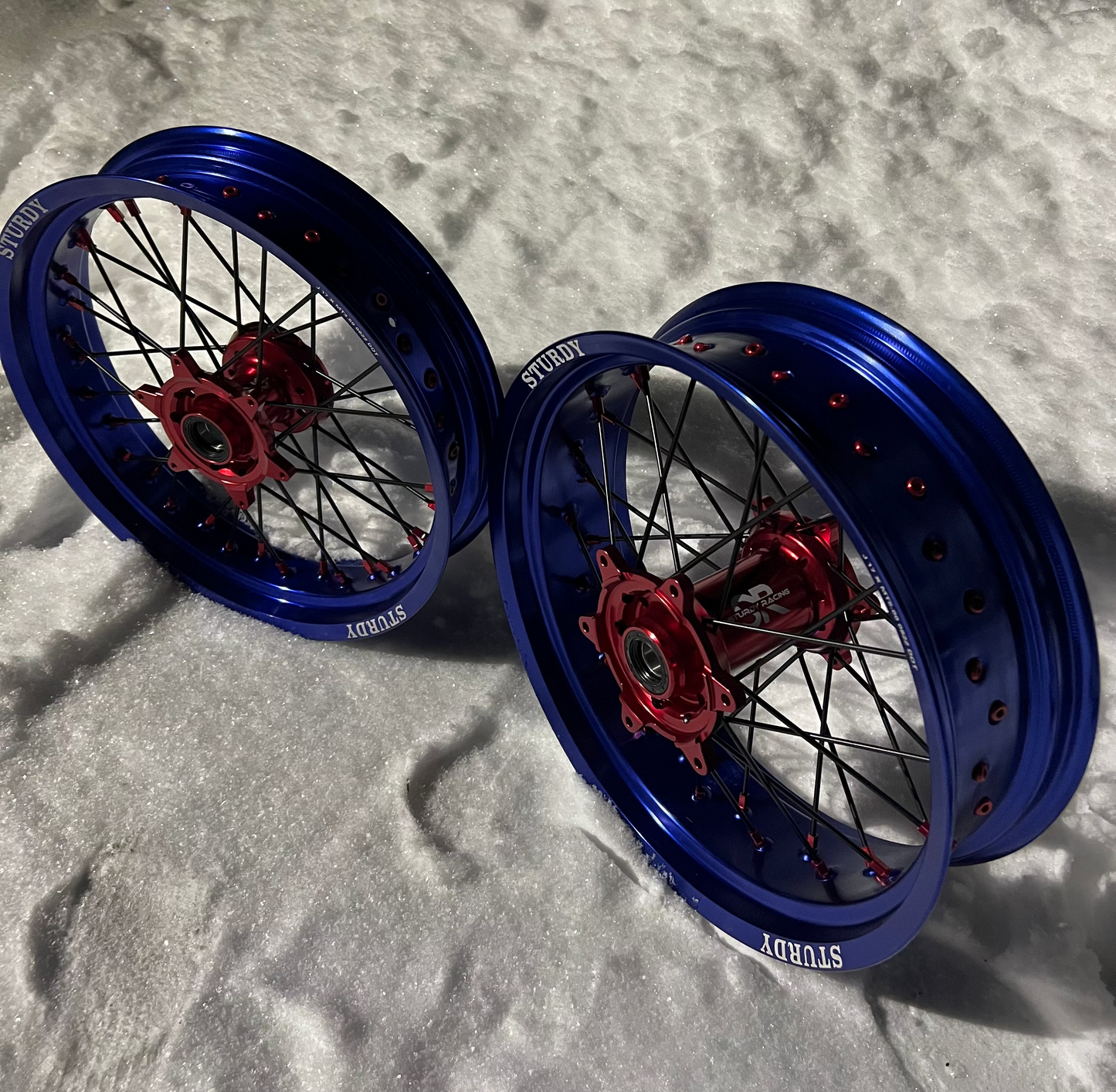 Custom Supermoto vanteet - Sturdy Racing