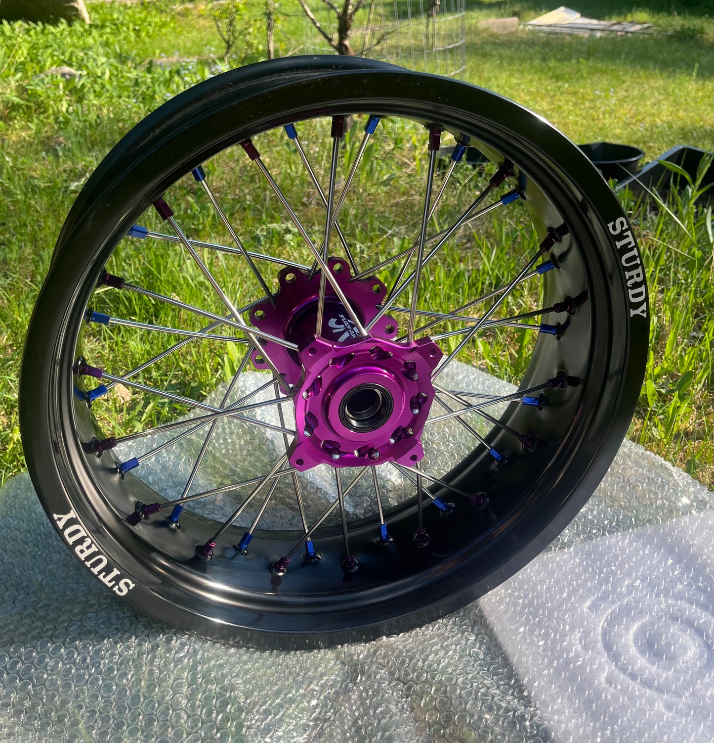 Custom Supermoto vanteet - Sturdy Racing