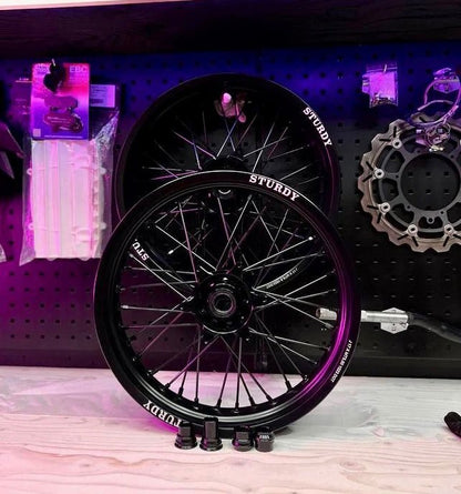 Custom Supermoto vanteet - Sturdy Racing