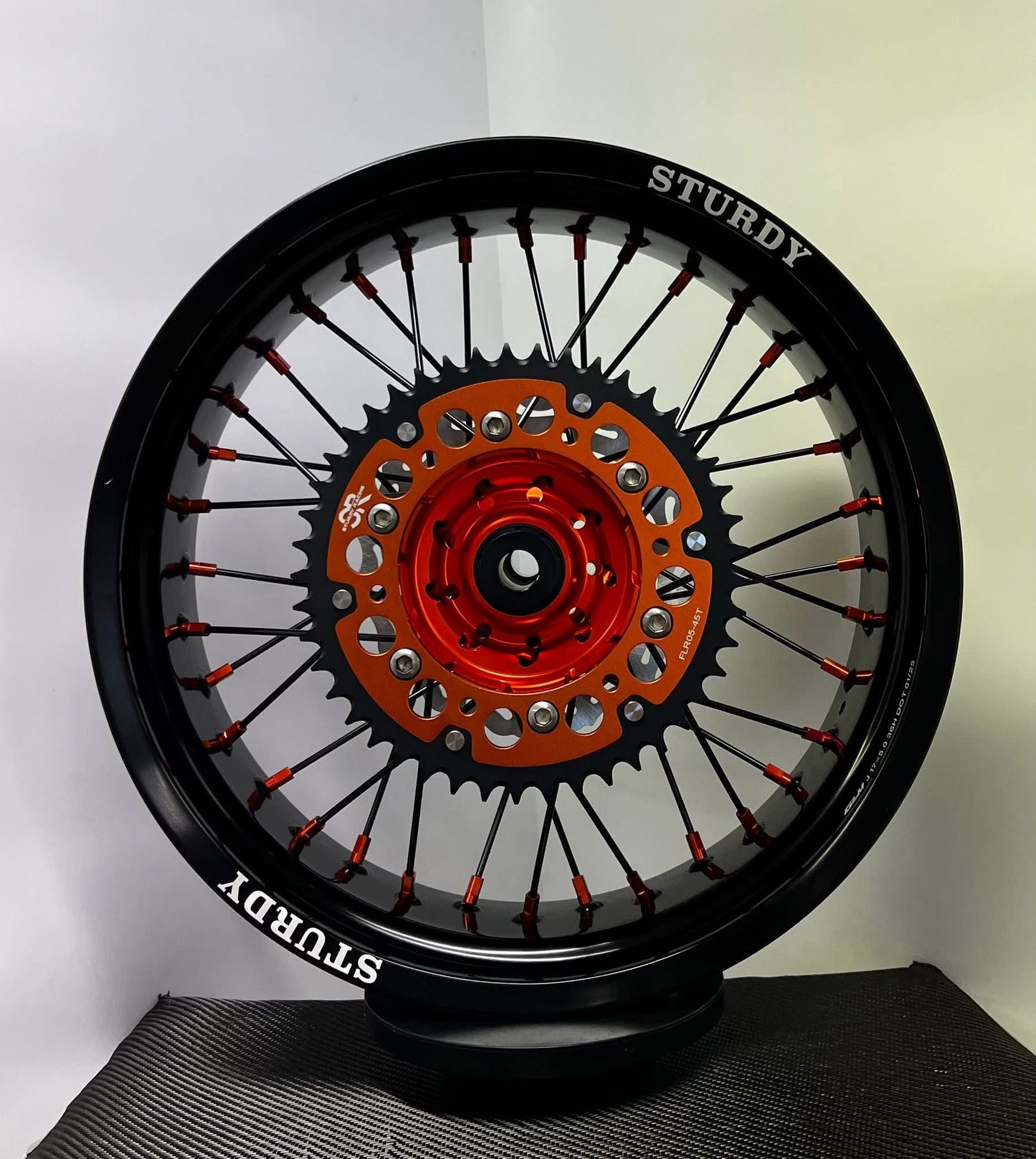 KTM Supermoto vannesetti 17x3.50 & 17x4.25 - Sturdy Racing